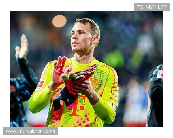 诺伊尔复出在即积极参与拜仁合练展现老将坚韧与球队新活力