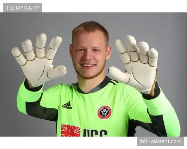 谢菲尔德联俱乐部因违反青年球员招募规定，被处以转会禁令与罚款